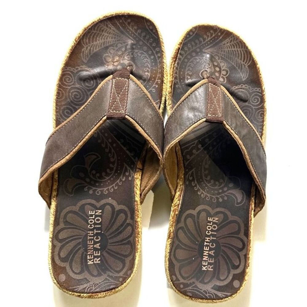Kenneth Cole Reaction Brown Leather Flip-Flops With Rope Trim & Patterned Footbe